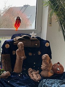 Krippe mit der heiligen Familie Krippe mit der heiligen Familie