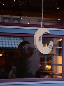 Geschmücktes Adventsfenster